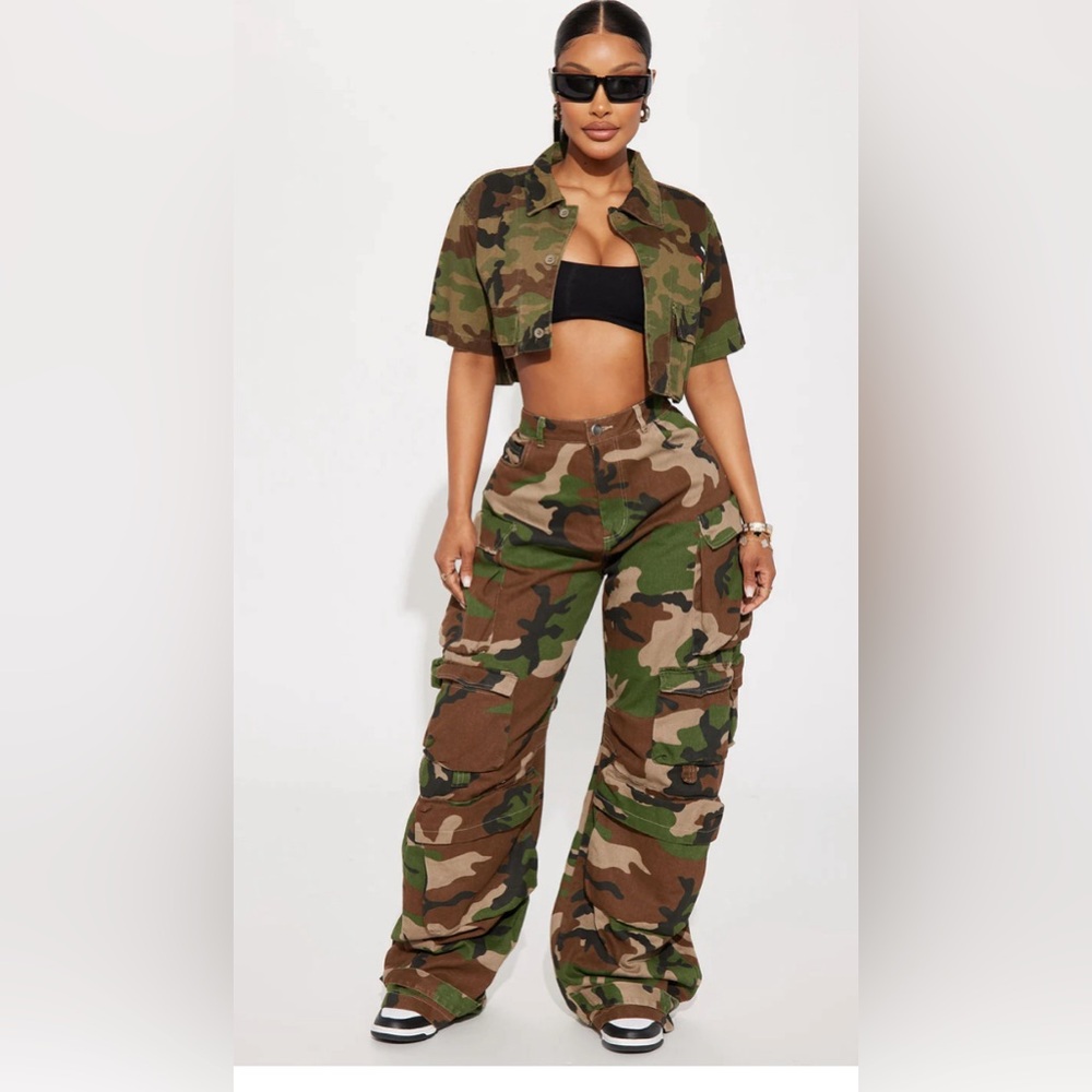 Camo Cropped Top